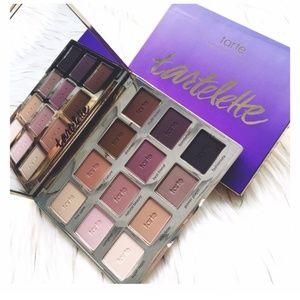 Tarte tartelette amazonian clay matte palatte
